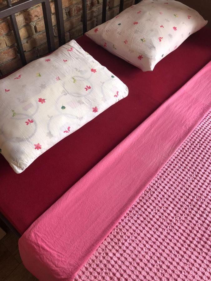 Hostel Anton Tivat Ngoại thất bức ảnh