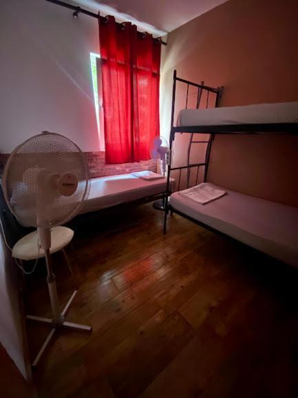 Hostel Anton Tivat Ngoại thất bức ảnh